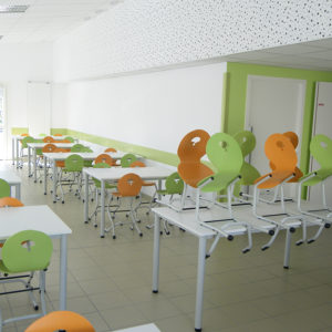 M149 TABLES IVRY & M313 CHAISES SURELEVEES - LIGNE (44)