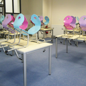 M149 TABLES IVRY & M313 CHAISES SURELEVEES - LA BAZOUGE DU DESERT (35)