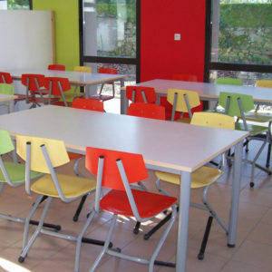 M149 TABLES IVRY & M323 CHAISES ISSEO - LES LANDES GENUSSONS (85)