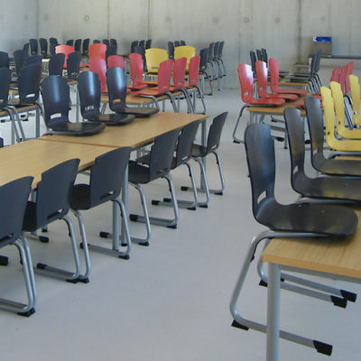 M149 TABLES IVRY & M380 CHAISES INSERT - CLISSON (44)