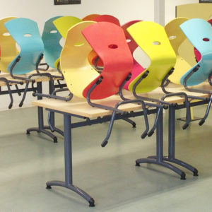 M372 TABLES ISSY & M313 CHAISES TRIANGOLO - CHATEAU GONTIER (53)