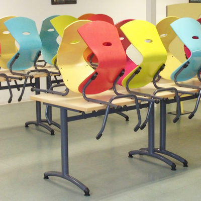 M372 TABLES ISSY & M313 CHAISES TRIANGOLO - CHATEAU GONTIER (53)