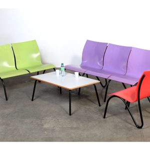 M407 CHAUFFEUSE, BANQUETTES SURF & M392 TABLE BASSE SIX