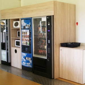 HABILLAGE POUR DA, MICRO ONDES, CARAFE ET POUBELLE (35)