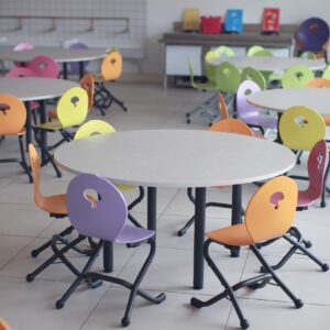 M313 CHAISE 2T3M AVEC M149 TABLE IVRY